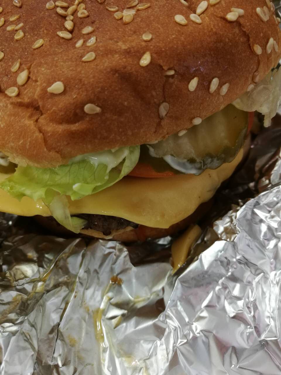 FIVE GUYS BURGER - BeDelicious