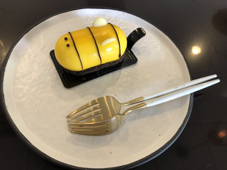 MR. MUSTACHE TEA & DESSERT - BeDelicious